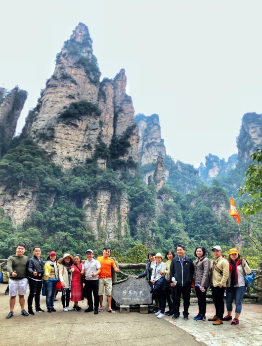 Lung linh đêm Phượng Hoàng Cổ trấn, cầu treo Trương Gia Giới