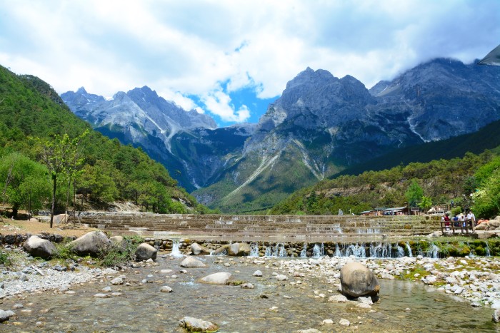 NÚI TUYẾT NGỌC LONG