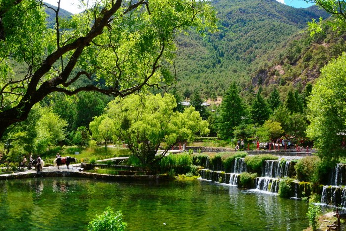 NGỌC THỦY TRẠI VÀ NỮ THẦN THIÊN NHIÊN