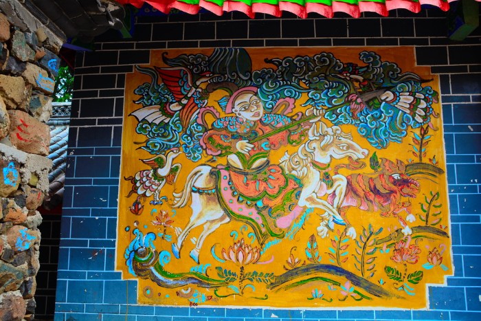 NGỌC THỦY TRẠI VÀ NỮ THẦN THIÊN NHIÊN