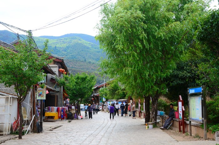 NGỌC THỦY TRẠI VÀ NỮ THẦN THIÊN NHIÊN