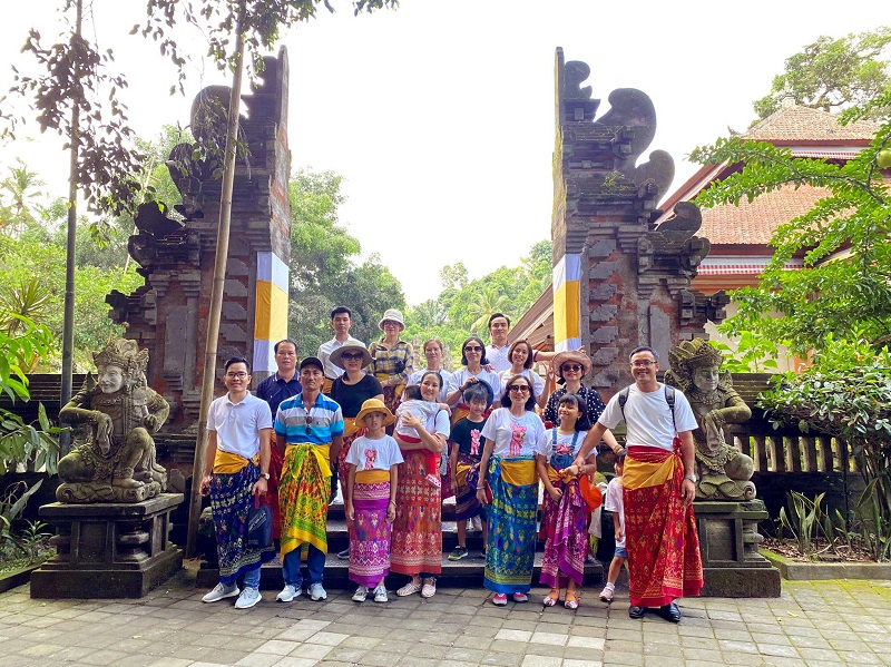 Doan-khach-TST-tourist-3