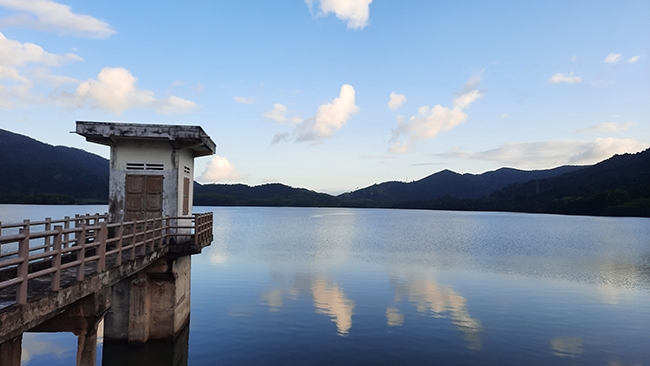 TSTtourist-yen-binh-ho-thach-khe