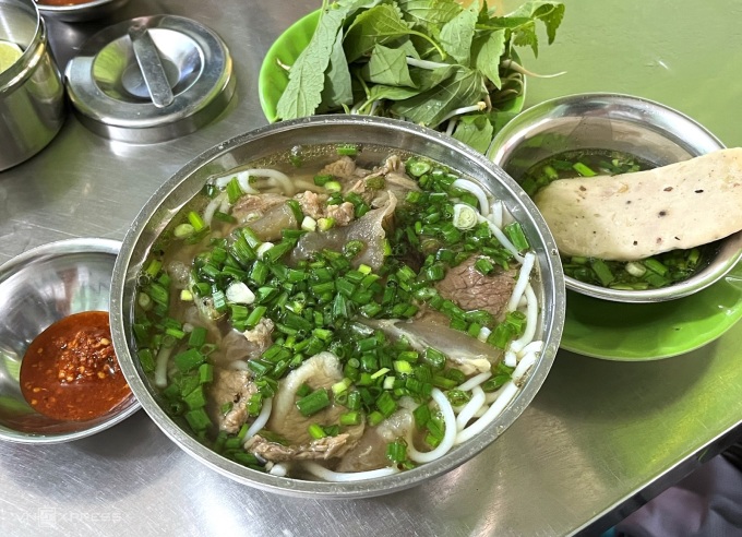 TSTtourist-goi-y-di-va-an-cuoi-tuan-2-4-5