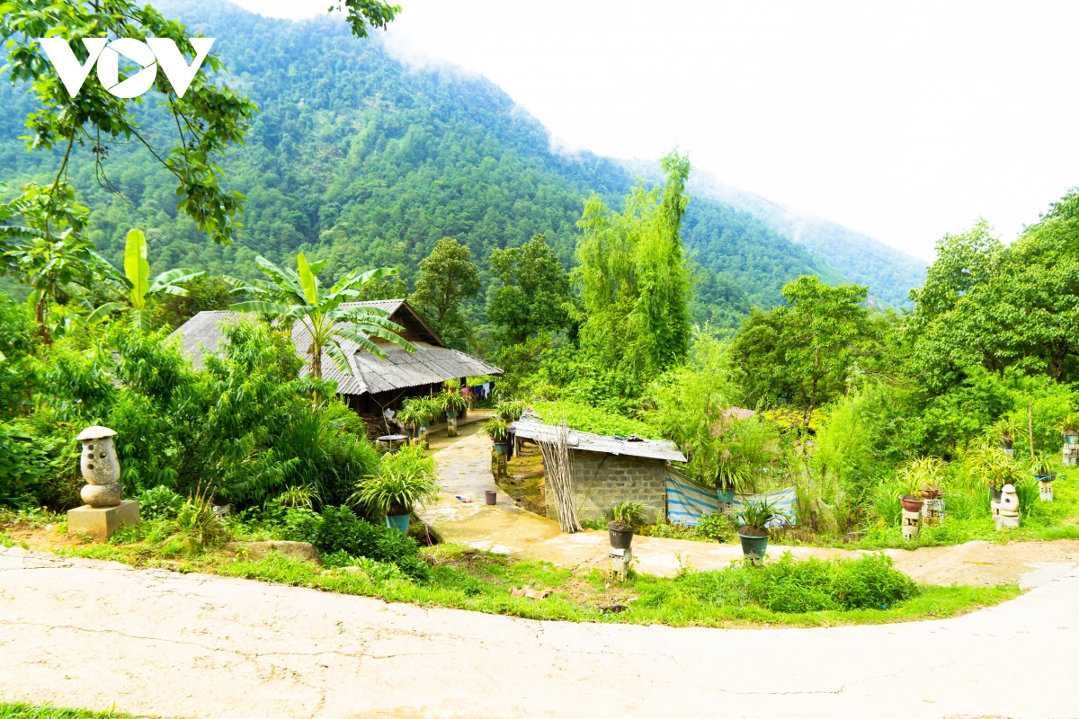 TSTtourist-sin-suoi-ho-ban-du-lich-cong-dong-nguyen-so-va-yen-binh-11