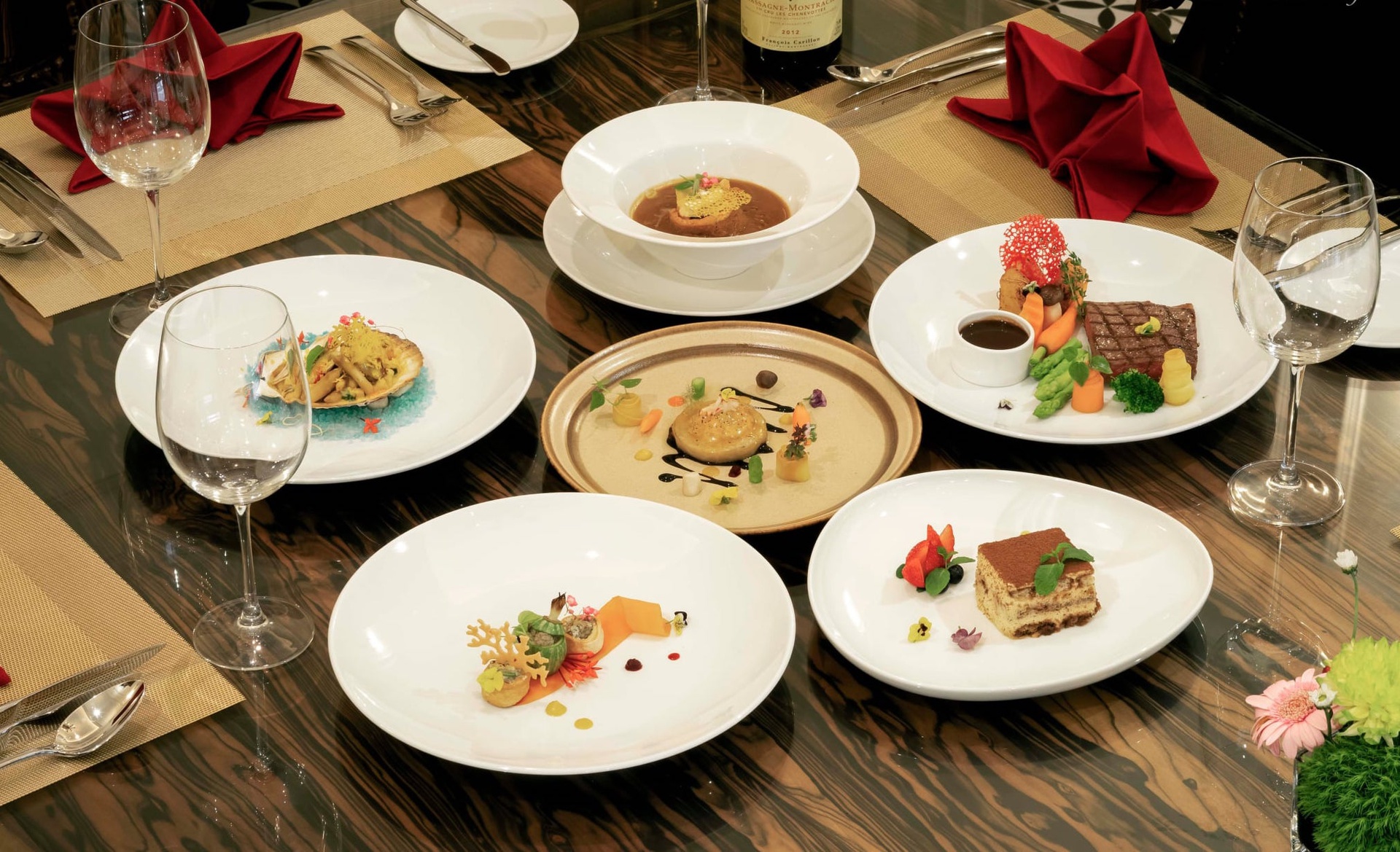 TSTtourist-dia-diem-thuong-thuc-bua-toi-o-tp-thu-duc-1