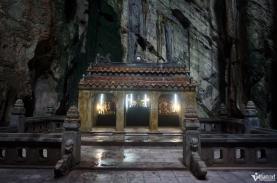 'Kỳ ảo' động Huyền Không giữa dãy núi thiêng ở Đà Nẵng