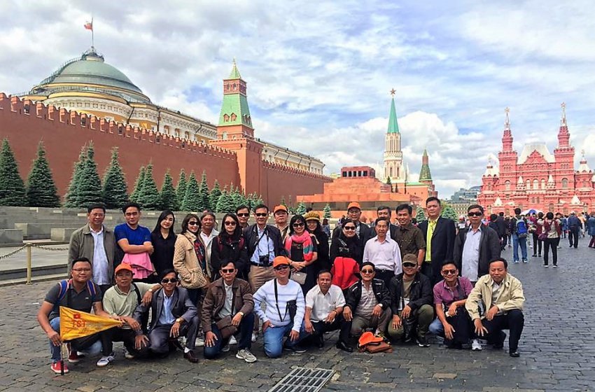 TST-tourist-Tour-Nga-5.7.2017-1