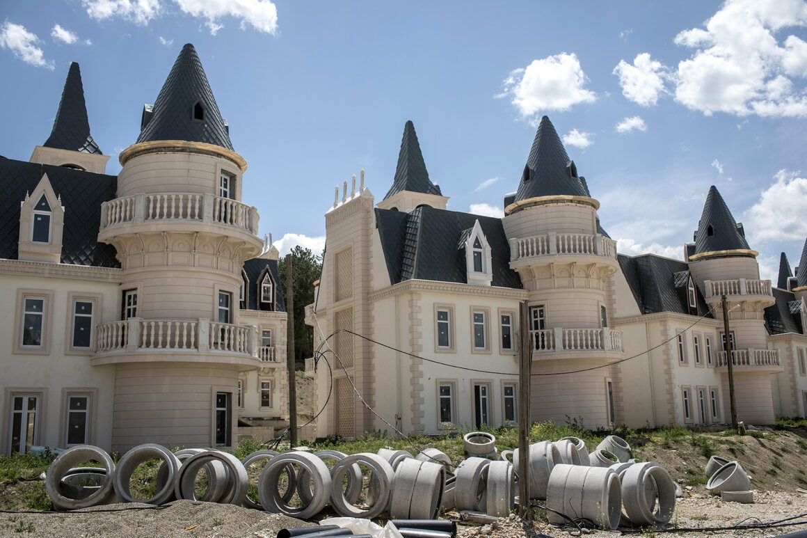 TSTtourist-lang-lau-dai-bo-hoang-o-tho-nhi-ky-4